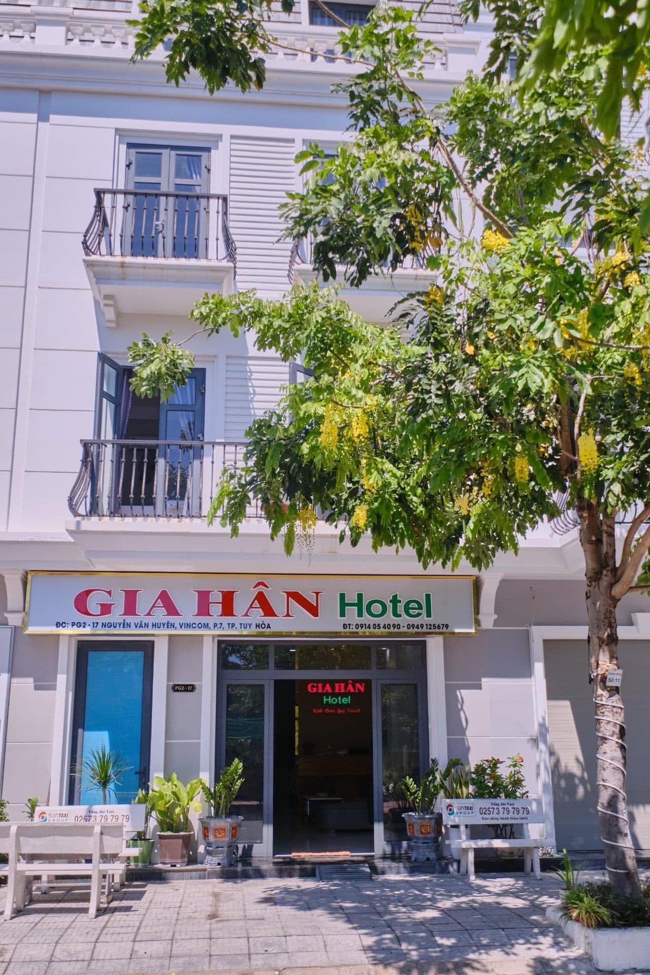 Mặt tiền khách sạn
